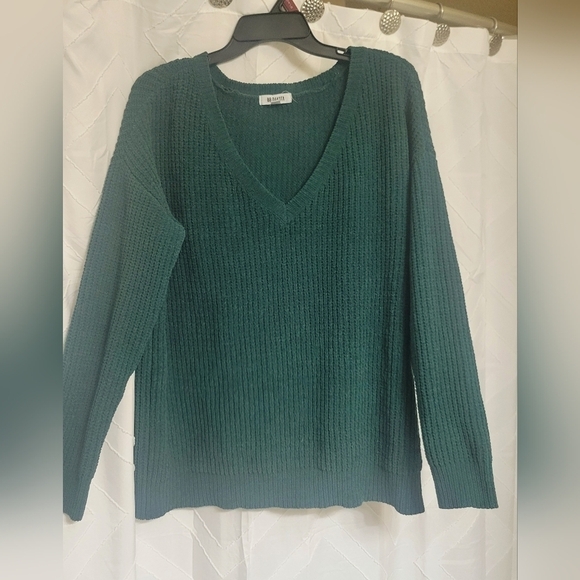 BB Dakota sweater - Picture 2 of 3